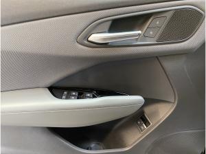 Audi Q3 Sportback e-hybrid 1.5 Pano S-line AHK