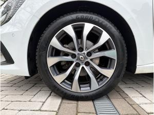 Renault Megane TCe 140 Techno