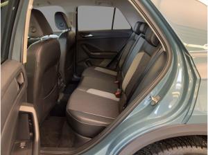 Volkswagen T-Roc 1.5 TSI DSG ACC PDC LED Navi
