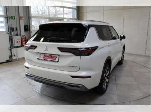 Mitsubishi Outlander PHEV 2.4L Top Luxury mit Massagesitze/12 Lautsprecher/Premium-Leder
