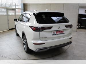 Mitsubishi Outlander PHEV 2.4L Top Luxury mit Massagesitze/12 Lautsprecher/Premium-Leder
