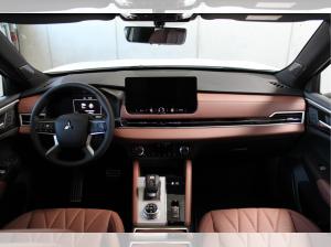 Mitsubishi Outlander PHEV 2.4L Top Luxury mit Massagesitze/12 Lautsprecher/Premium-Leder