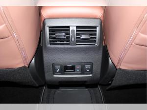 Mitsubishi Outlander PHEV 2.4L Top Luxury mit Massagesitze/12 Lautsprecher/Premium-Leder