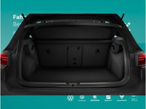 Volkswagen Golf VIII 2.0 TSI GTI DSG Navi LED Connect PDC