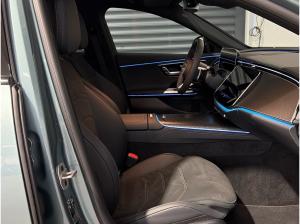 Mercedes-Benz E 200 d T AMG Digital-Light Distronic Pano AHK
