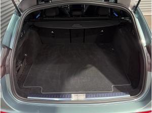 Mercedes-Benz E 200 d T AMG Digital-Light Distronic Pano AHK