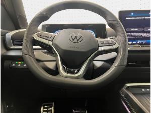 Volkswagen T-Roc R-Line 1.5 l eTSI OPF 7-Gang-Doppelkupplungsgetriebe DSG