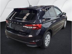 Skoda Fabia Selection 1.0 TSI 70kW - LED Einparkhilfe Kamera SHZ MFL GJR ZV DAB