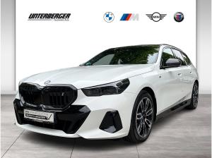 BMW i5 eDrive40 Touring M Sportpaket Head-Up DAB
