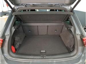Volkswagen Tiguan R - Kamera ACC inkl. 8-fach Bereifung