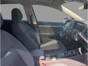 Volkswagen Golf VIII 2.0TDI DSG Active P-DACH NAVI AHK LED