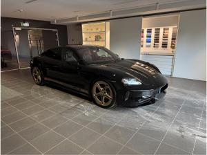 Porsche Taycan 4