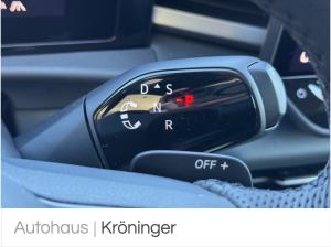 Volkswagen T-Roc 1.5 eTSI DSG R-Line AHK Kamera ACC Navi