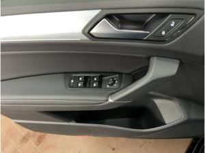 Volkswagen Touran 2.0 TDI Goal DSG AHK Navi LED ACC App