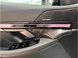 BMW i5 xDrive40 MSport HUD PANO ACC AHK LM 20
