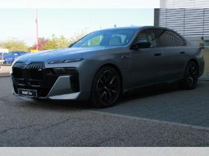 BMW 760 BMW M760e xDrive** Businesskundenaktion, min 4. PKWS auf die Firma zugelassen. Marke EGAL !!**Sofort