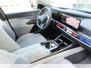 BMW 760 BMW M760e xDrive** Businesskundenaktion, min 4. PKWS auf die Firma zugelassen. Marke EGAL !!**Sofort