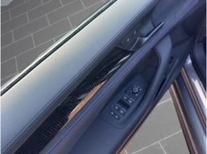 Volkswagen Passat R-Line "Signature", 4Motion, Pano, AHK elektr., Standheizung,HarmanKardon