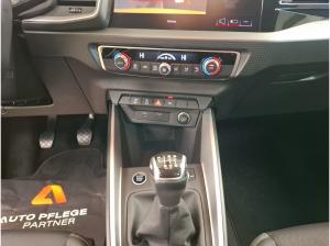 Audi A1 allstreet 35 TFSI LED RFK PDC Navi KlimaA