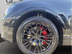 Audi SQ8 SUV TFSI 373 kW tiptronic