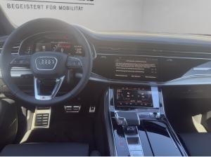 Audi SQ8 SUV TFSI 373 kW tiptronic