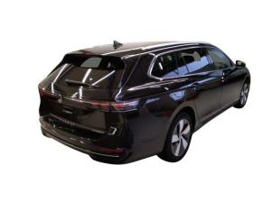 Volkswagen Passat Variant Elegance 1.5 TSI eHybrid 130kW DSG - Matrix-LED IQ.Drive AHK HUD Area View SHZ PDC CarPlay