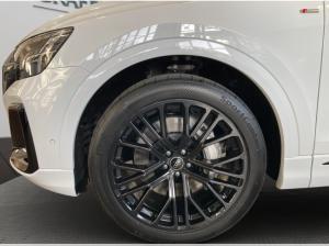 Audi Q8 TFSI e quattro 290 kW
