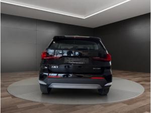 BMW iX1 eDrive 20 17" Navi LED SHZ Alarm PDC mit Kamera -AKTION BIS 30.06.2026!!!