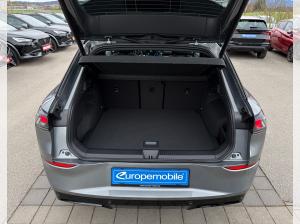 Volkswagen T-Roc R-Line 1.5 eTSI OPF DSG 150 (UVP 50.310€) BLACK/MATRIX/NAV/PANO/AHK/UVM.