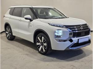 Mitsubishi Outlander 2.4 PHEV 4WD Top Leder Schiebedach