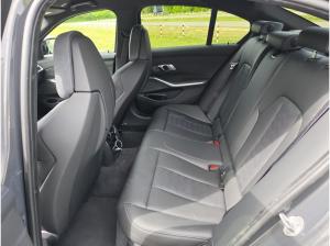 BMW M3 Competition Limousine mit M xDrive - OHNE ANZAHLUNG / ABLÖSE