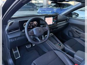 Volkswagen T-Roc R-Line 1.5 eTSI OPF DSG 150 (UVP 50.310€) BLACK/MATRIX/NAV/PANO/AHK/UVM.