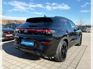 Volkswagen T-Roc R-Line 1.5 eTSI OPF DSG 150 (UVP 50.310€) BLACK/MATRIX/NAV/PANO/AHK/UVM.