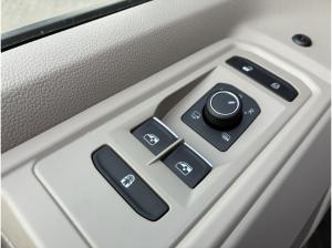 Volkswagen Multivan 2,0 l TDI LÜ+ACC+AHK+SHZ+PDC+RFK+CARPLAY