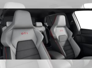 Volkswagen Golf GTI Clubsport PANO LEDER BLACKSTYLE HUD 360 INKL. WINTERRÄDER + GARANTIE