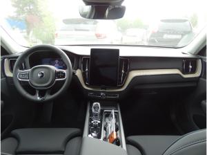 Volvo XC60 T8 Plug-in Hybrid AWD Plus Dark Auto