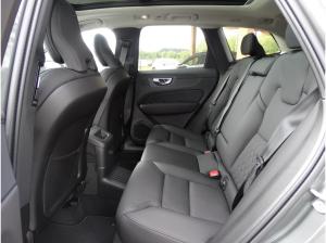 Volvo XC60 T8 Plug-in Hybrid AWD Plus Dark Auto