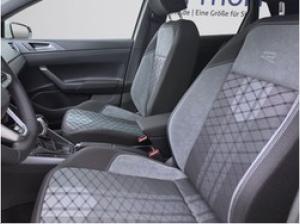 Volkswagen Polo VI (AE1)