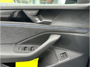 Volkswagen Passat R-Line 1,5 l eHybrid OPF / 6-Gang-