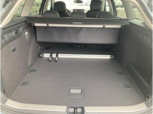 Skoda Superb Combi Selection 2.0TDI MATRIX.ASSIST+.WINTER.AHK.TravelA.HUD.360°