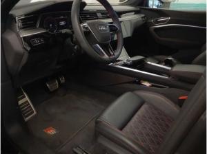 Audi SQ8 e-tron *dig.Matrix*AHK*Pano*HuD*Air*