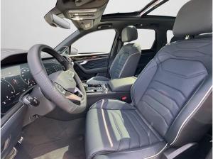 Volkswagen Touareg R-Line FINAL ED AHK NAVI PANO DYNAUDIO