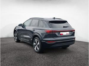 Audi Q6 e-tron 76 kWh tech AHK Sportsitze