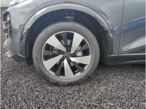 Audi Q6 e-tron 76 kWh tech AHK Sportsitze