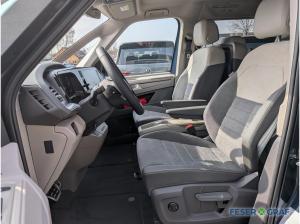 Volkswagen T7 Multivan 2,0 l TDI 75 Jahre Bulli IQ.Light