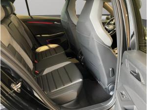 Volkswagen Golf VIII GTE (AHK/Pano/BlackStyle) 1.5 l eHybrid / 6-Gang-DSG