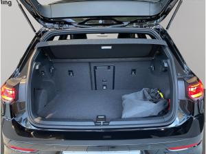 Volkswagen Golf VIII GTE (AHK/Pano/BlackStyle) 1.5 l eHybrid / 6-Gang-DSG
