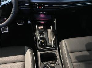 Volkswagen Golf VIII GTE (AHK/Pano/BlackStyle) 1.5 l eHybrid / 6-Gang-DSG
