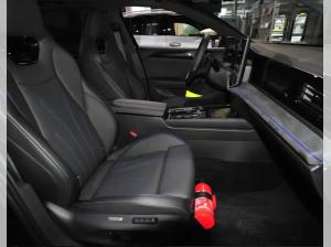 Volkswagen Passat 1.5 eHybrid 130kW OPF DSG R-Line 'SIGNATURE'