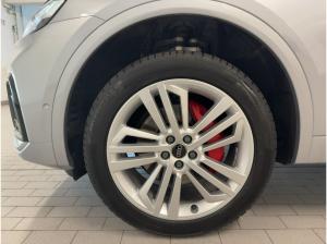 Audi Q5 TFSI e S line business 55 e qu. S tr. MATRIX